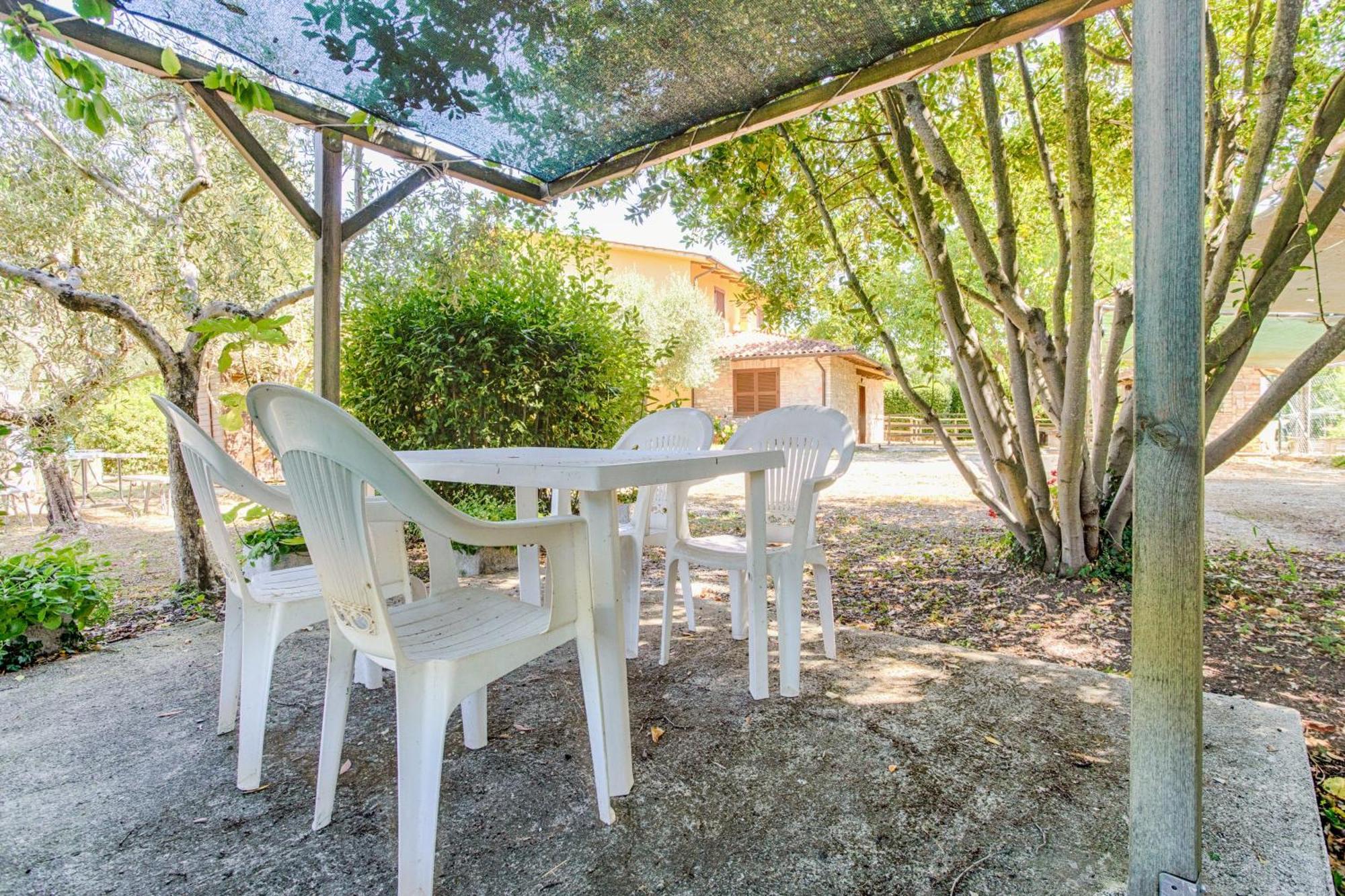 Agriturismo La Mora Assisi Esterno foto