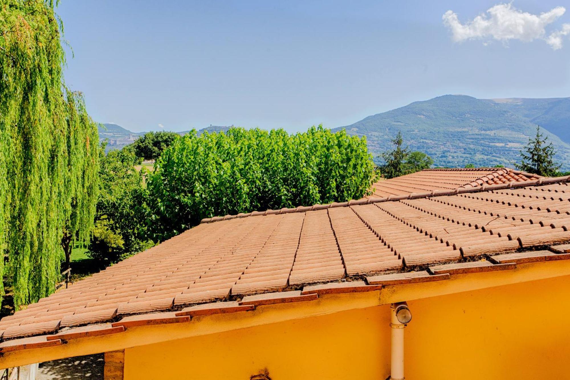 Agriturismo La Mora Assisi Esterno foto